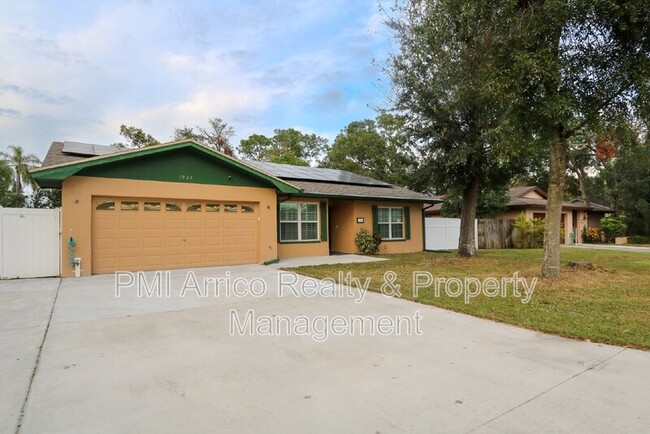 Photo - 1927 Old Sawmill Rd House