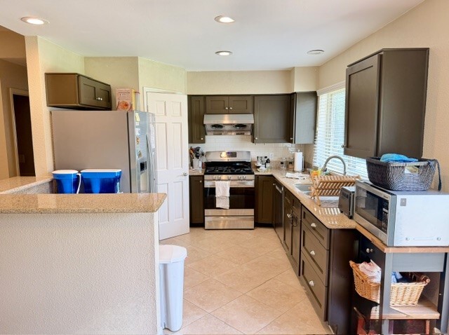Photo - 3214 Lakefield Way
