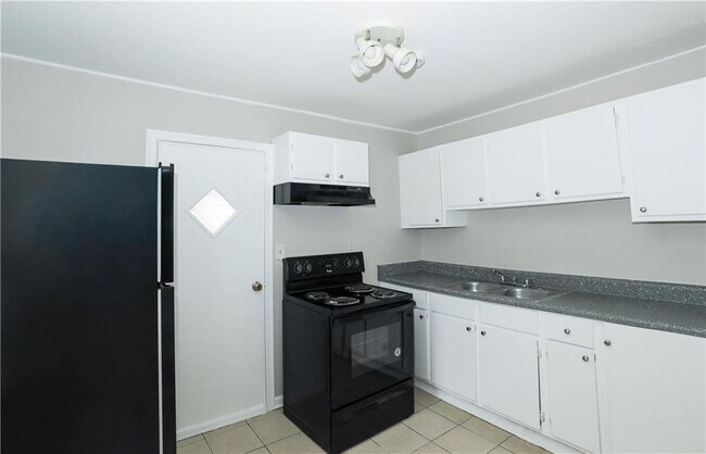 Photo - 3526 Conley St