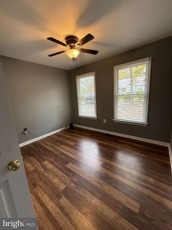 Photo - 11058 Lee St