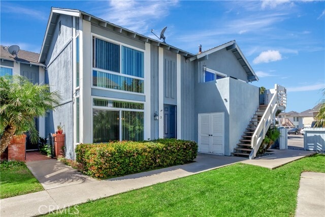 Building Photo - 24511 Alta Vista Dr Unit 3