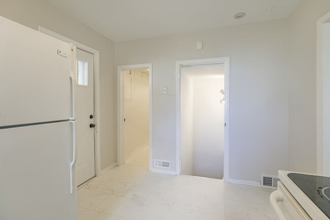 Photo - Comfortable 2-Bedroom Home Waiting for you
