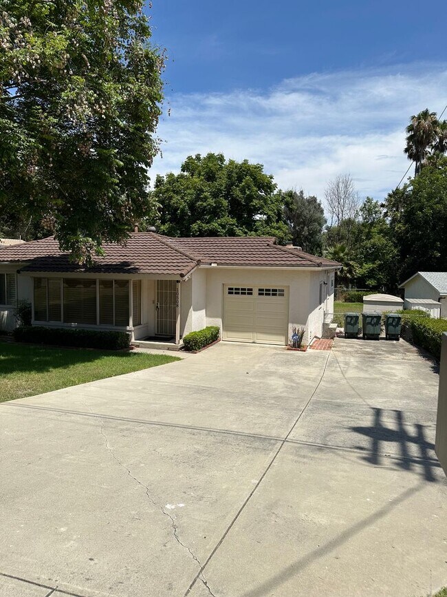 SERENE MOUNT HELIX GEM COZY 3BED, 2 BATH... Rental House Rental in