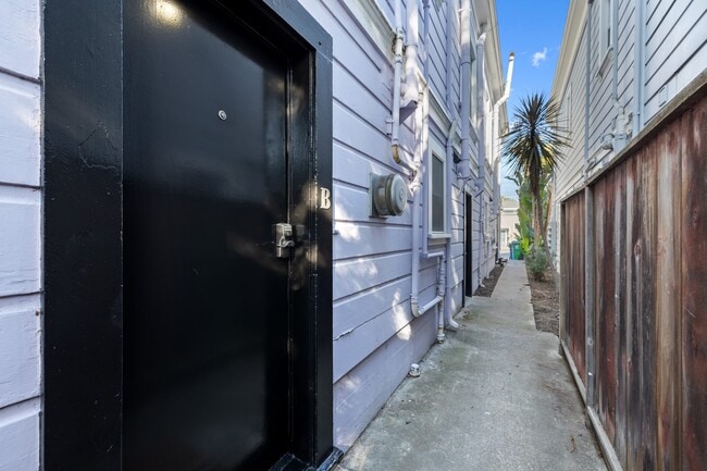 Photo - 1724 Lincoln Ave Unit B