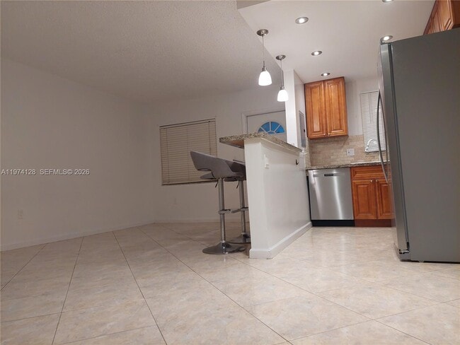 Photo - 714 NE 10th St Unit 103