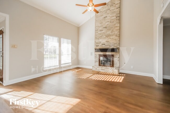 Photo - 547 Shealy St