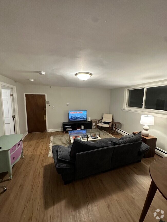 Building Photo - 69 Bay State Rd Unit 4R Rental