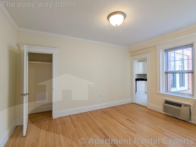 Photo - 24 Chauncy St Unidad #8