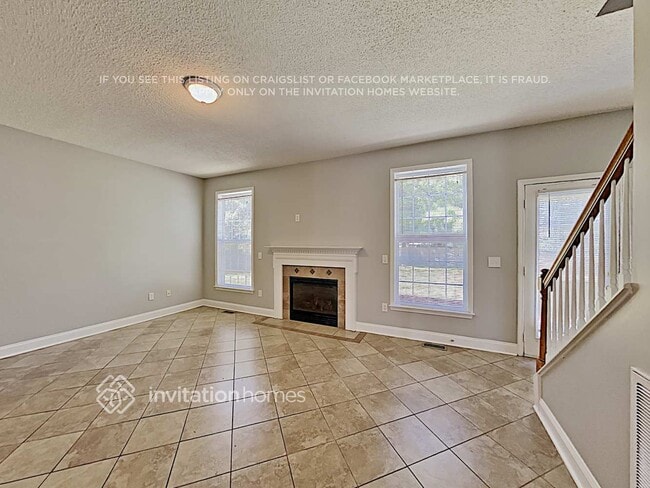 Photo - 834 Highlander Ct