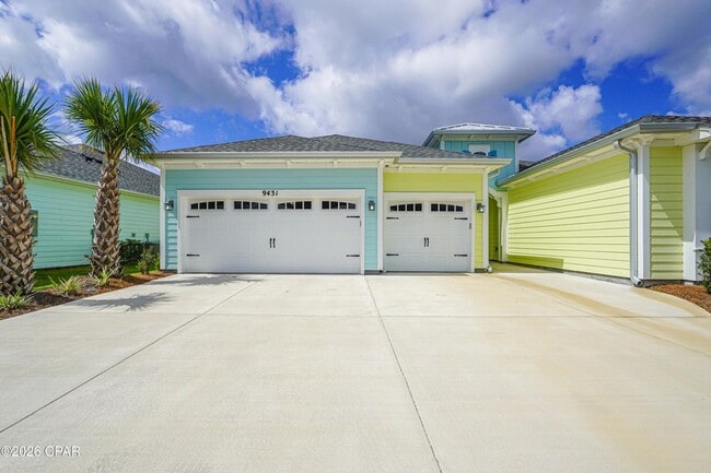 9431 Paradise Dr
