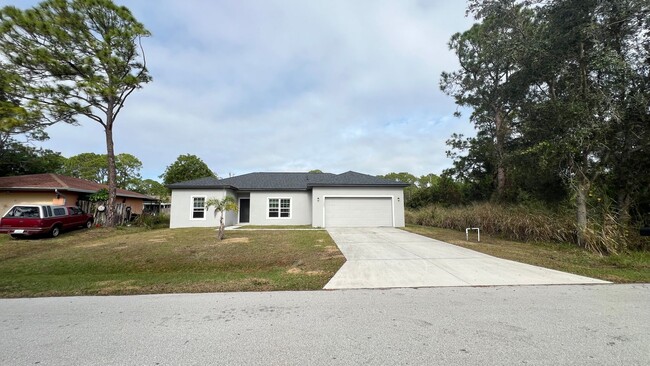 Photo - Gorgeous 3 Bedroom, 2 Bathroom Home in Palm Bay!!