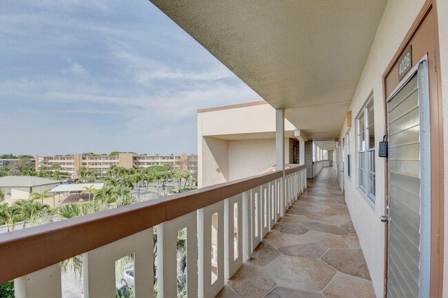 Photo - 4028 Newcastle B Unit 4028