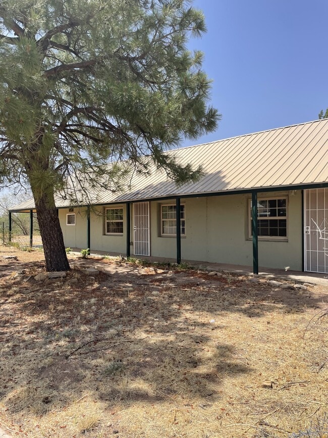 Building Photo - 361 S 2nd St