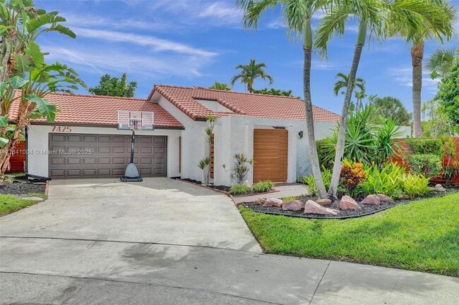 Photo - 7425 Silver Woods Ct House