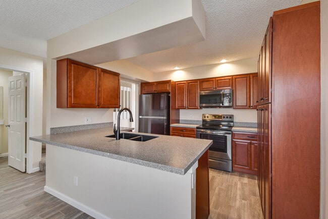 Photo - BEAUTIFUL THREE BEDROOM TOWNHOME WITH GARAGE(AVAILABE NOVEMBER)