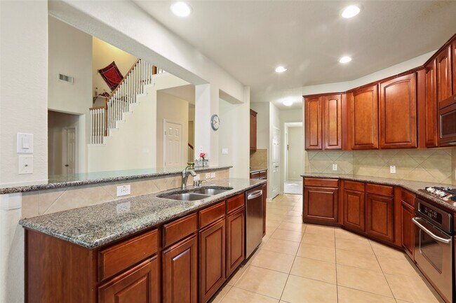 Photo - 31 Ginger Springs Pl