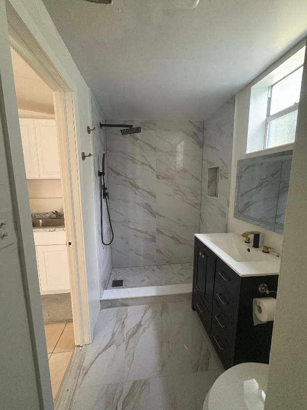 Building Photo - 1631 NW 114th St