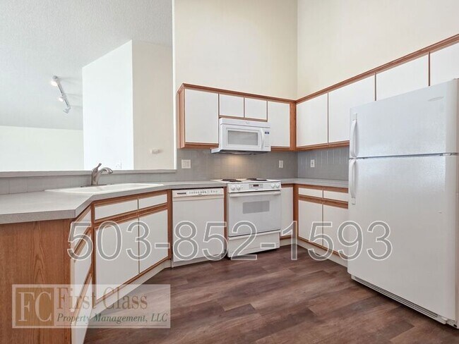 Photo - 13170 SW Menlor Ln