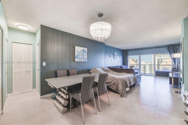 Photo - 1950 S Ocean Dr Unidad 20D