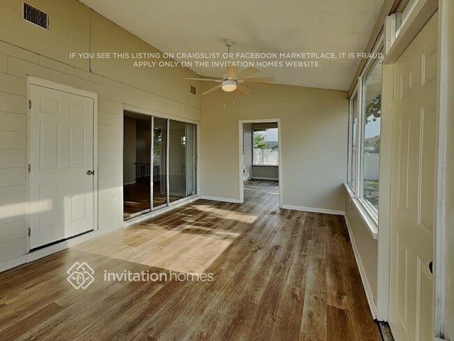 Photo - 611 Palomas Ave