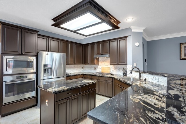 Photo - 9407 Sundance Dr