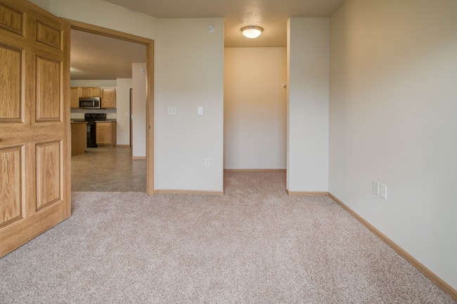 Elk Pointe Apartments