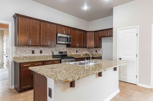 Photo - 3 Bedroom 2 bath for rent