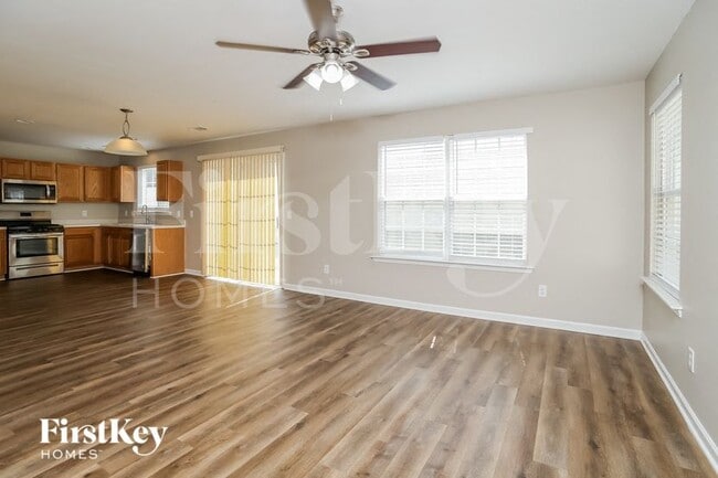 Photo - 292 Hiawassee Dr