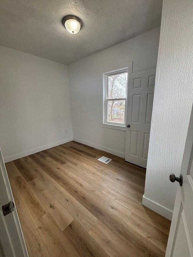 Photo - 1640 E 85th St Unit 1