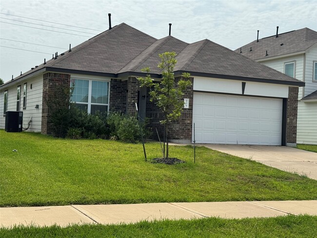 Building Photo - 305 Black Bear Dr
