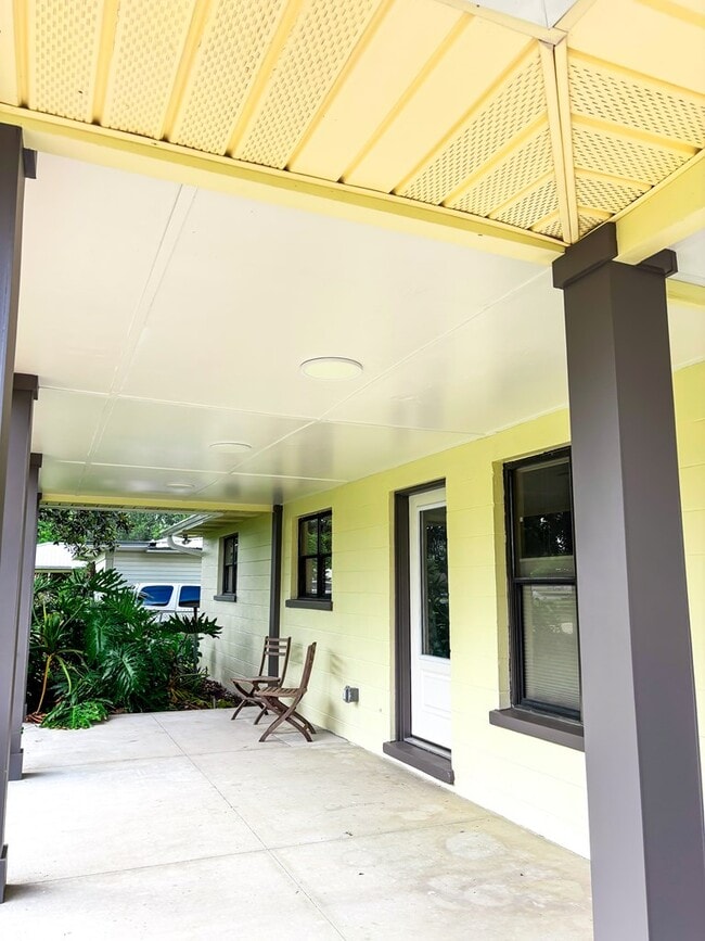 Photo - 121 Westcott Cir