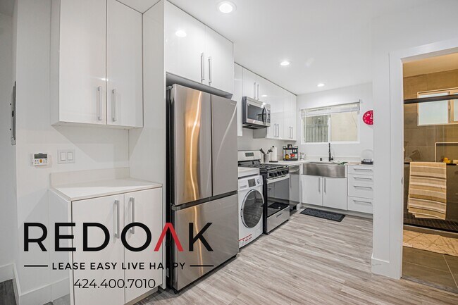 Photo - 1346 N Fuller Ave Unidad 3