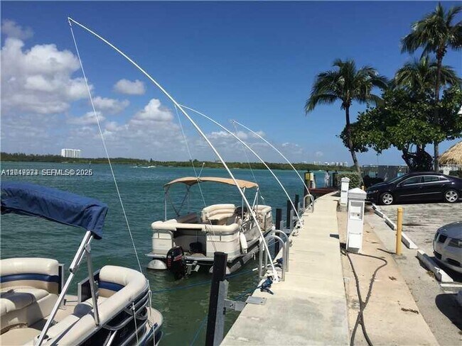 10350 W Bay Harbor Dr Unit 10N