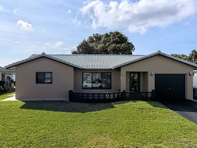 Photo - 8113 NW 92nd Terrace