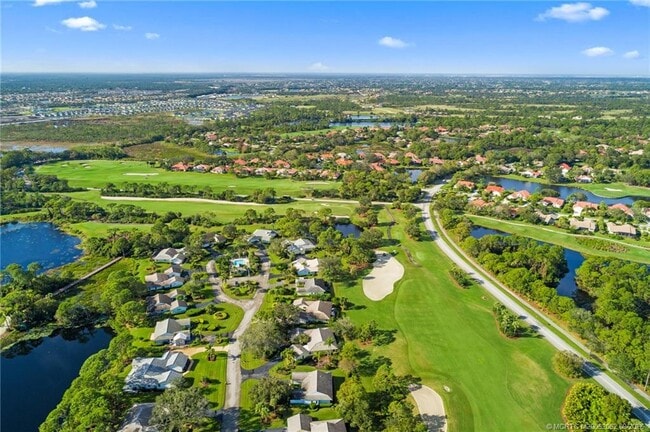 Photo - 2108 NW Greenbriar Ln