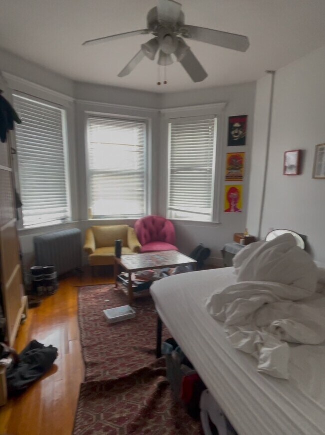 Photo - 105 Jersey St