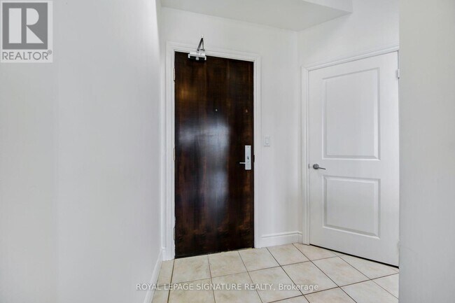Photo - 25 Earlington Ave Unit 307