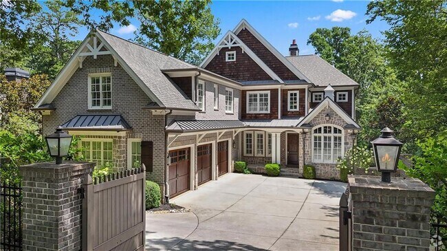 Building Photo - 1685 Mt Paran Rd NW Rental