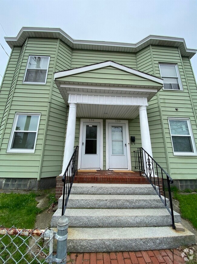 Building Photo - 134 Ledge St Rental