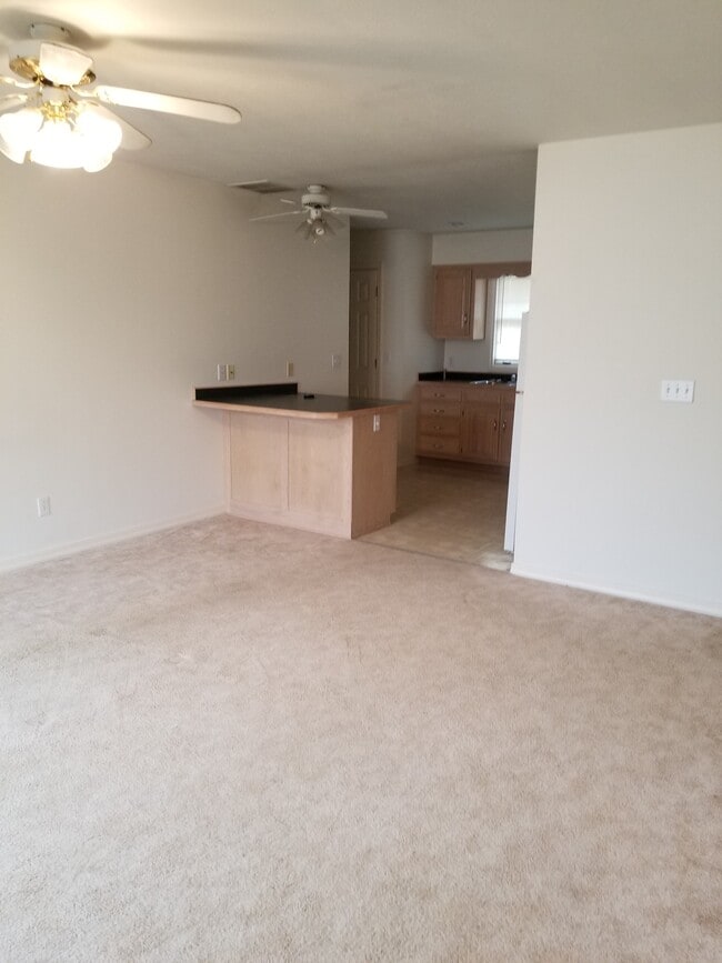 206 S Free King Hwy Unit a
