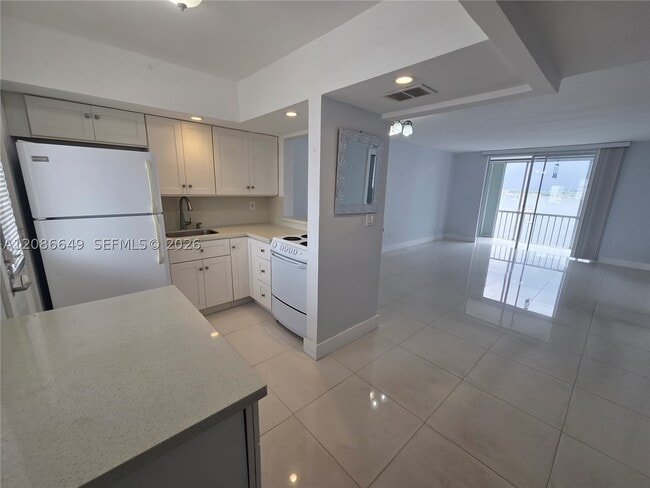 Photo - 2920 Point E Dr Unit N603
