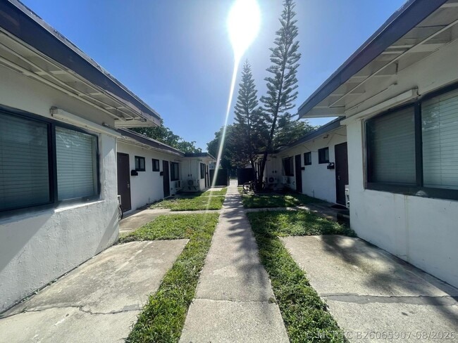 841 NW 5th Ave Unidad 3