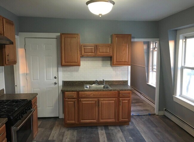 81 Tenney St Unit 3
