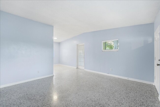 Photo - 1418 Beatrice Dr