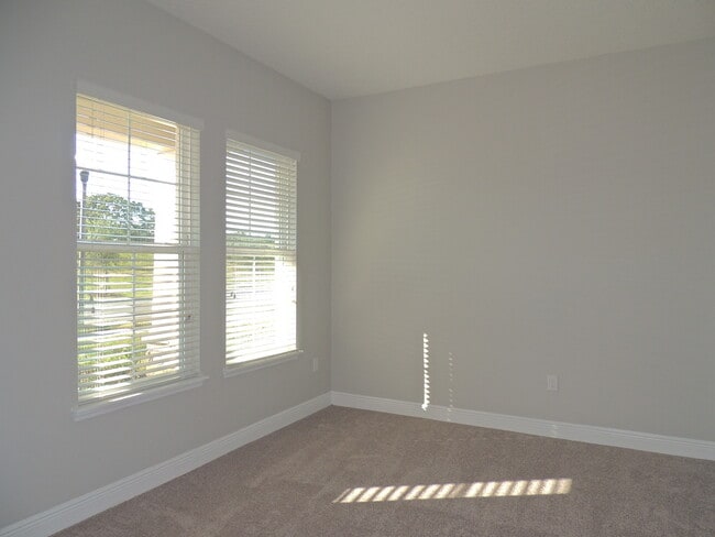 Photo - CALL ED FOR SHOWING APPOINTMENTS (352) 217-0284