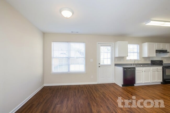 Photo - 7117 Roaming Path Ct