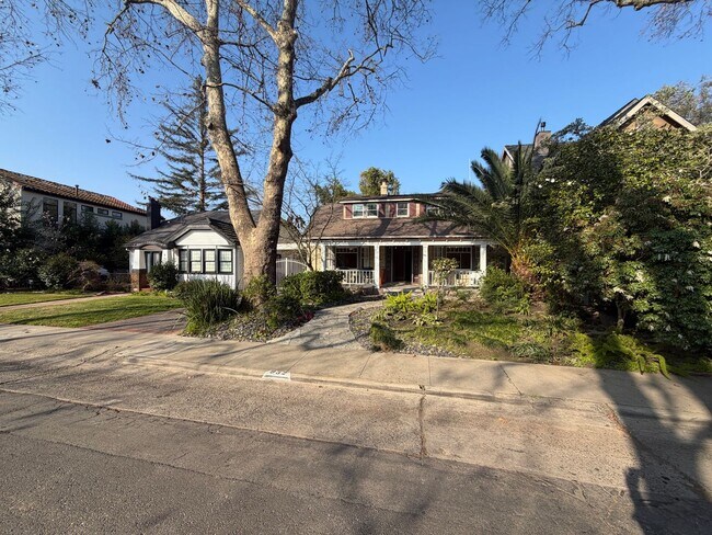 Photo - East Sacramento Home | 3 bedroom / 2 bathroom |1 bedroom 1 bath ADU | Available Now!