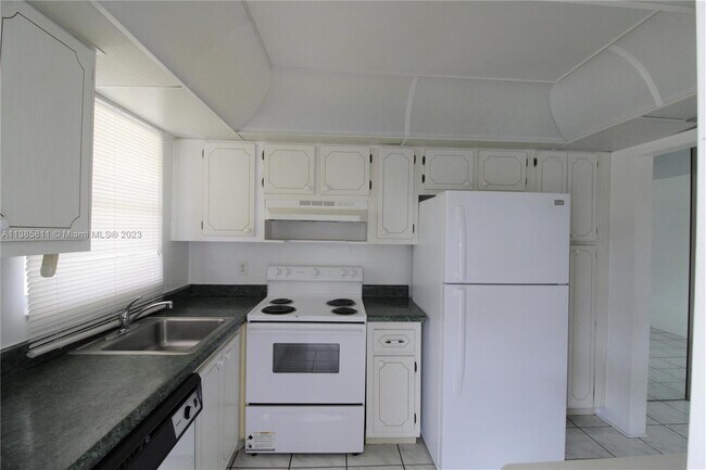 Photo - 580 Egret Dr Unit 302