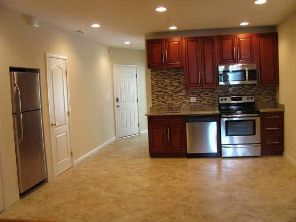 2217 St Paul St Unidad 1