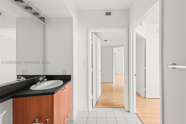 Photo - 1330 West Dr Unit 1406